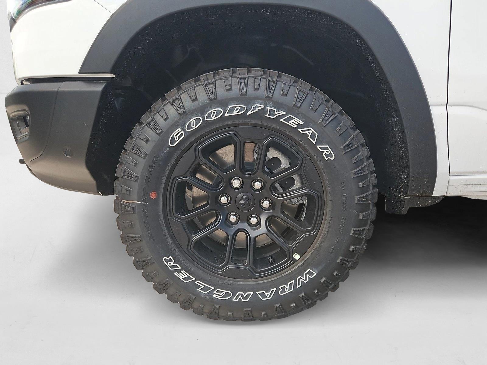 2026 RAM 1500 Rebel - Photo 10