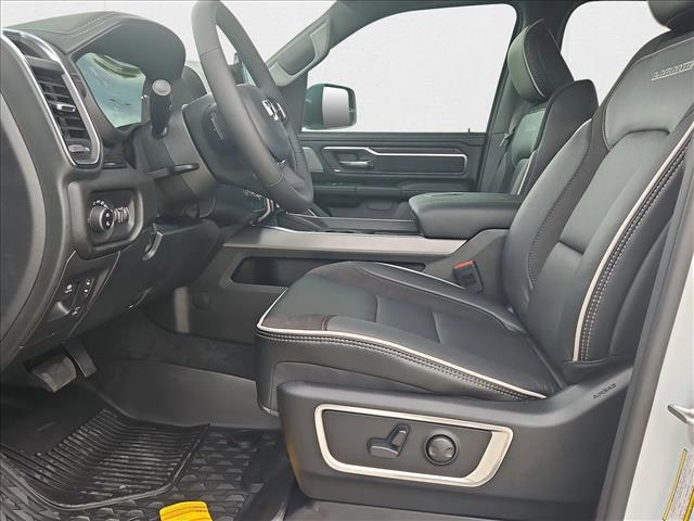 2026 Ram 1500 Laramie photo 4