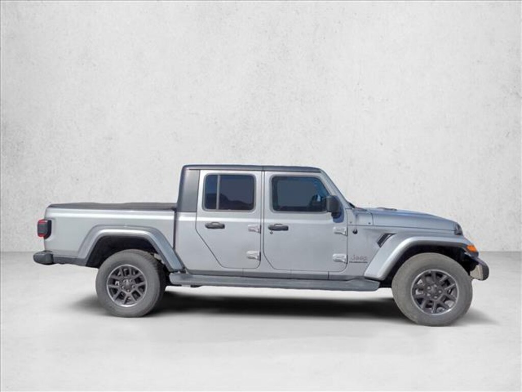 Used 2021 Jeep Gladiator Overland Truck Crew Cab