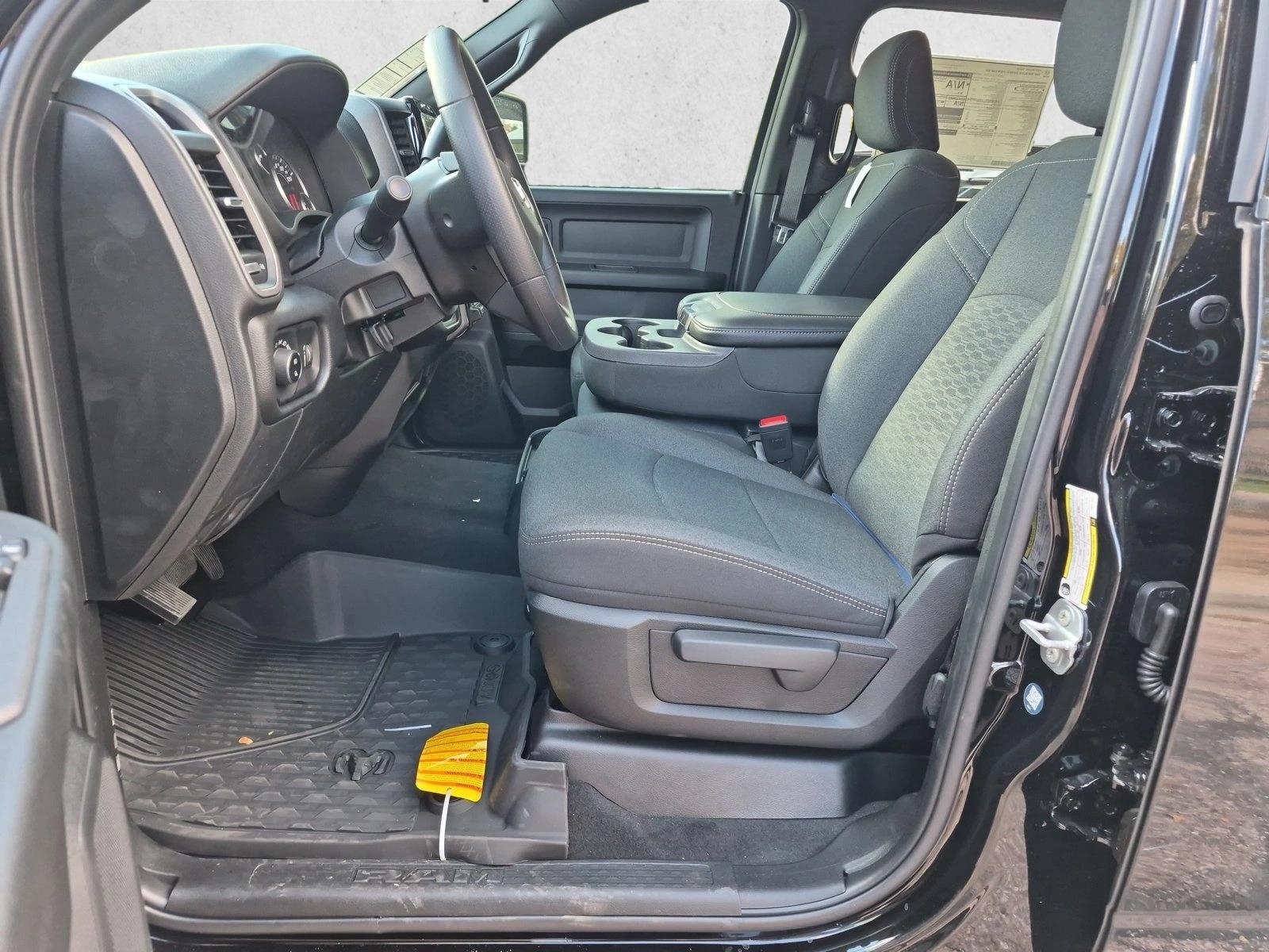 New 2027 Ram 2500 Black Express Truck Crew Cab