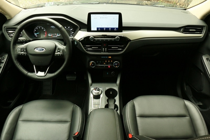 2022 ford edge sel interior