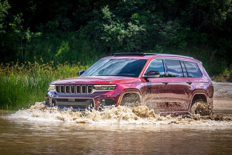 Exterior view of the Jeep Grand Cherokee L
