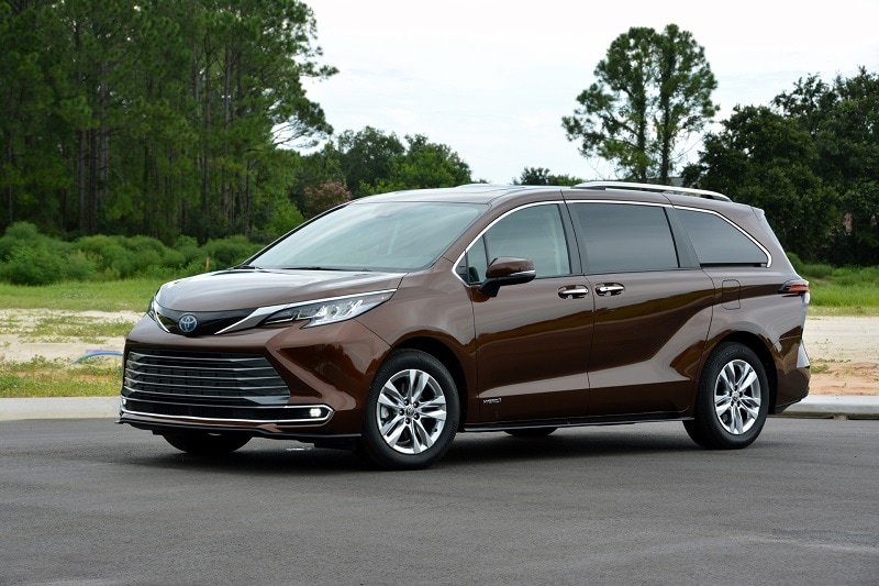 Exterior view of a 2021 Toyota Sienna Limited