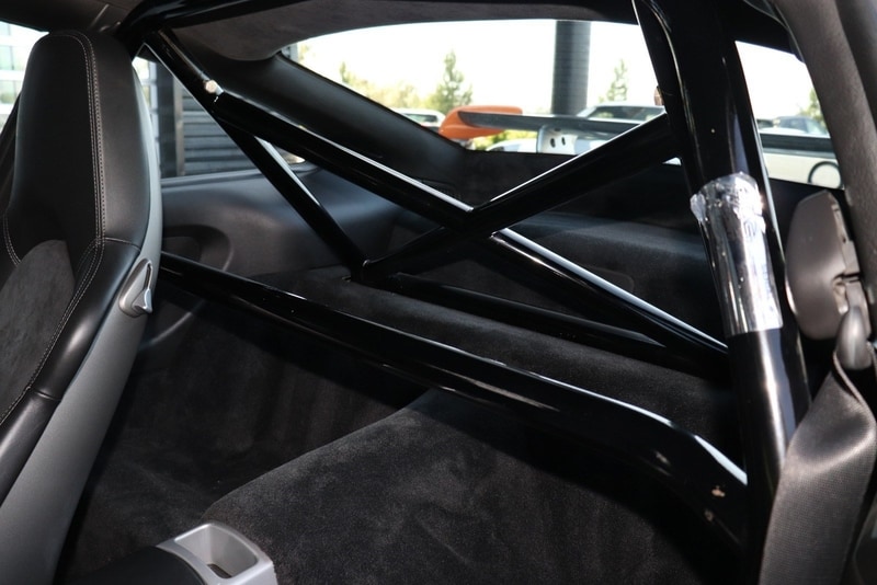 There’s no back seat in the Porsche GT3 RS. But there is a roll bar.