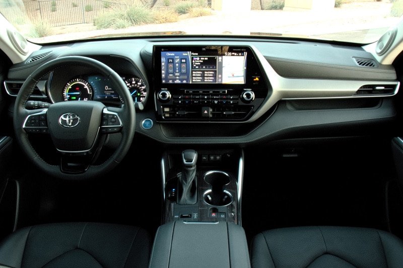 Interior view of the 2021 Toyota Highlander Hybrid Limited AWD