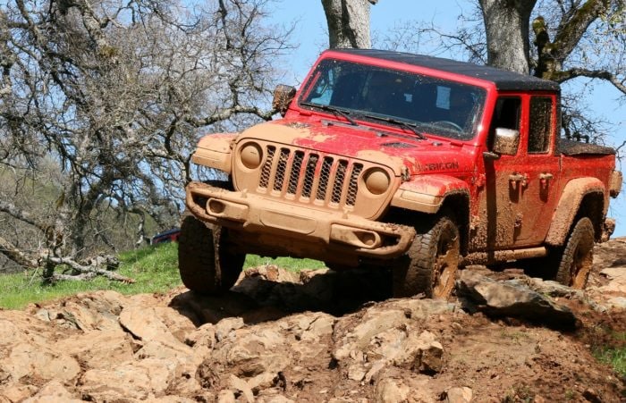 Warrior Reborn: 2020 Jeep Gladiator Test Drive Review | AutoNation Drive