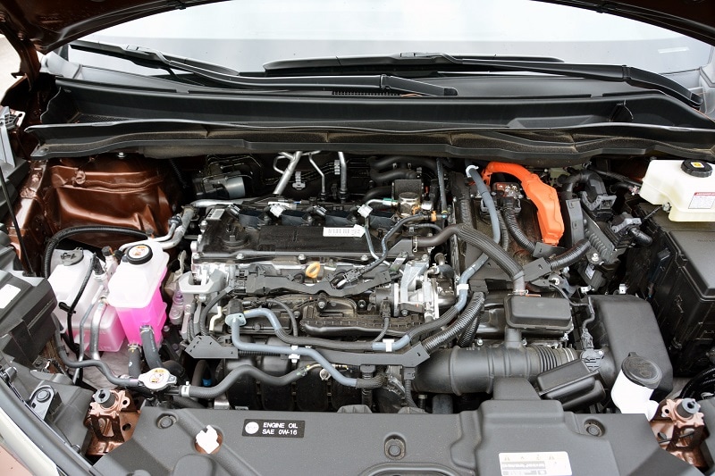 Engine bay of the  2021 Toyota Sienna Limited AWD