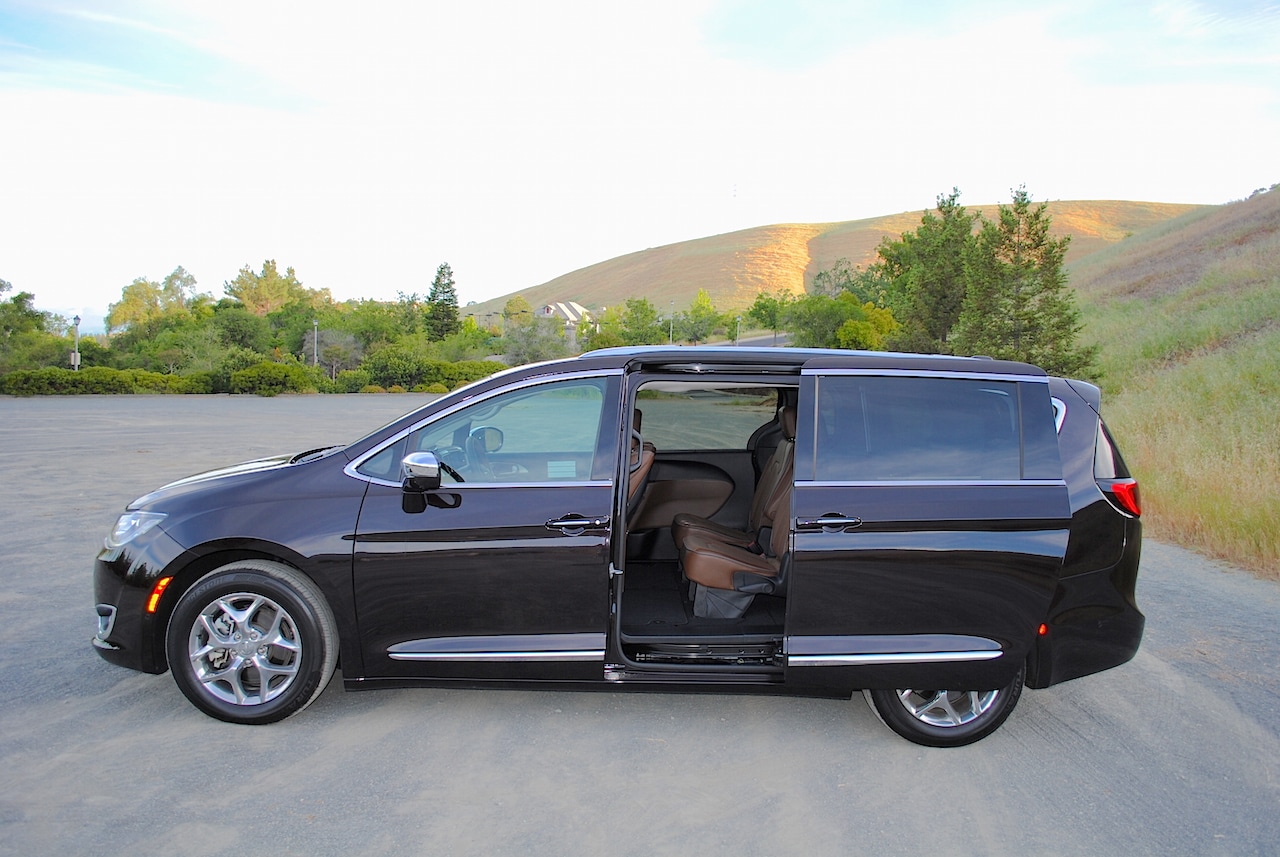 Best Minivans with Vacuum Cleaners 