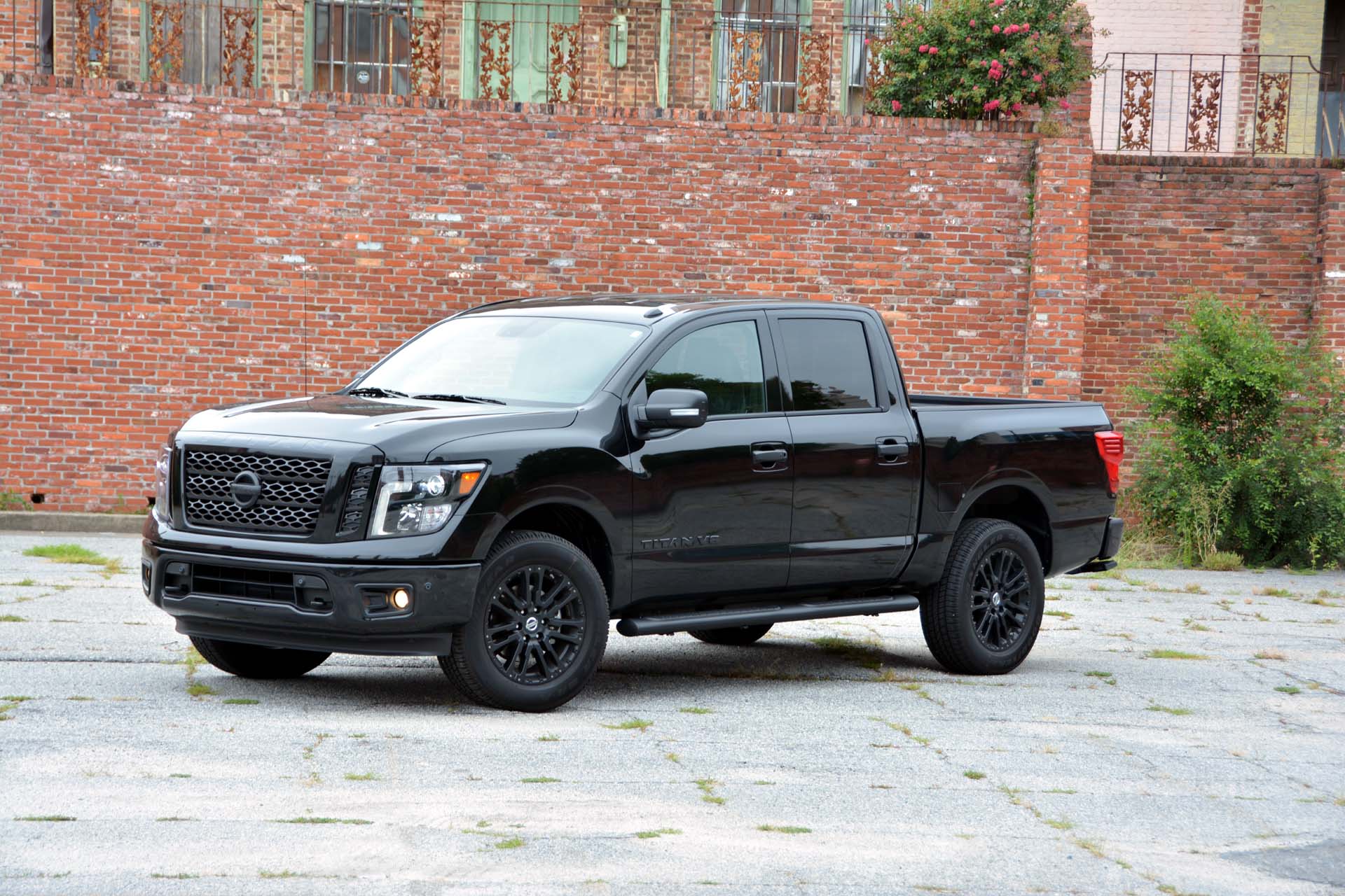 Back In Black 2018 Nissan Titan Midnight Edition Test Drive