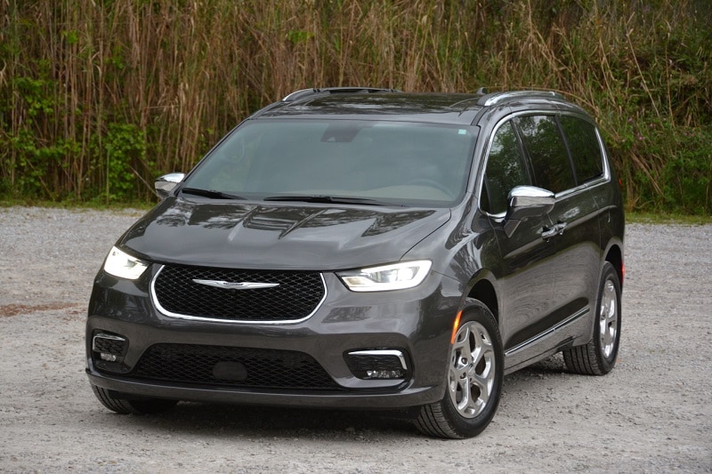 Exterior view of the 2021 Chrysler Pacifica Limited AWD