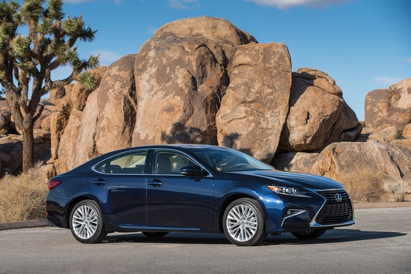 Exterior view of the Lexus ES