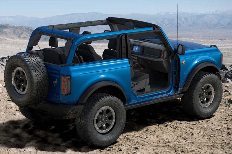 Exterior view of the Ford Bronco in Velocity Blue