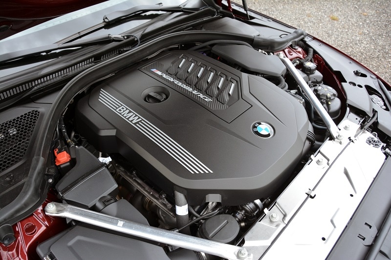 Engine bay of the BMW M440i Coupe