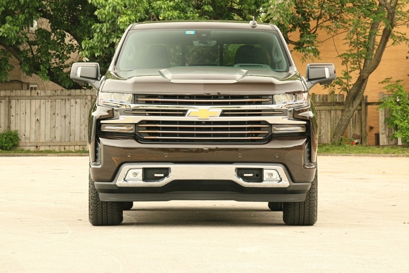 See the exterior of the 2020 Chevrolet Silverado 1500 High Country