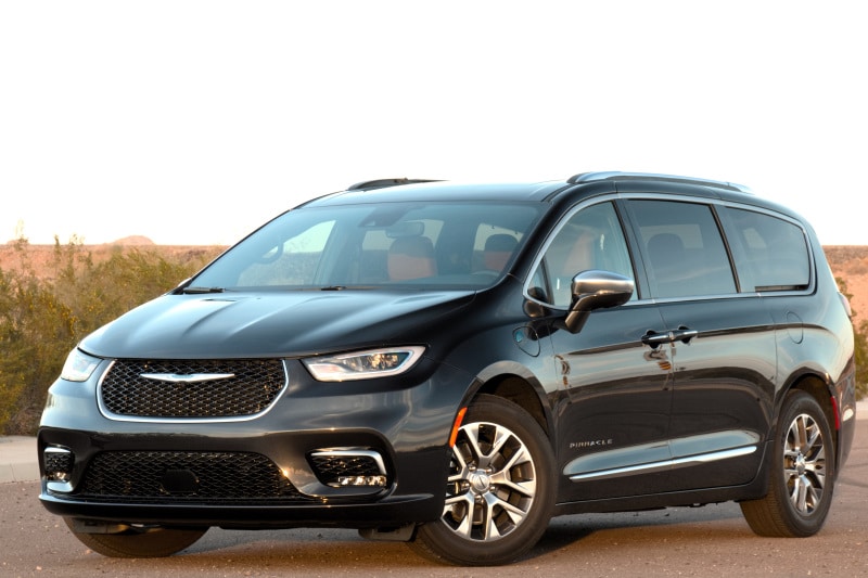 Exterior view of the 2021 Chrysler Pacifica Pinnacle Hybrid
