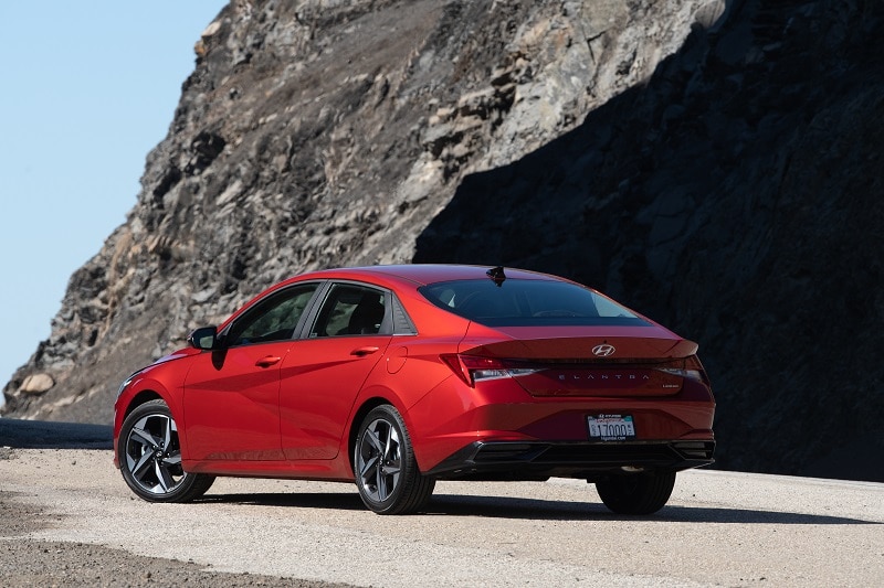 Differences Explained Hyundai Elantra vs. Hyundai Sonata AutoNation