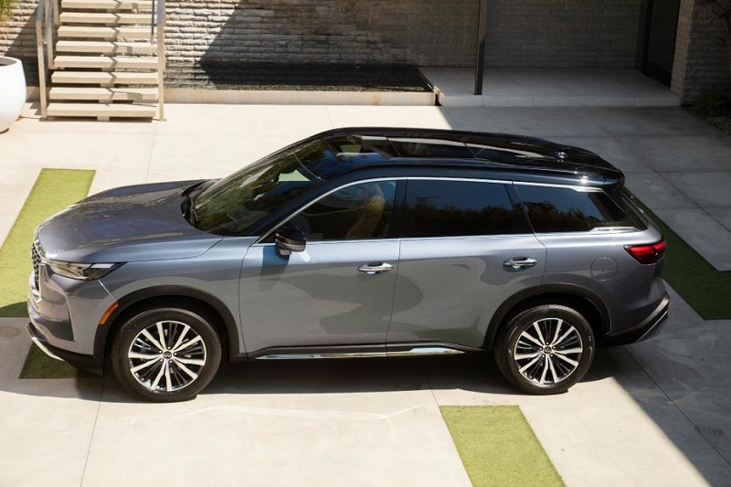 Side view of the 2022 INFINITI QX60