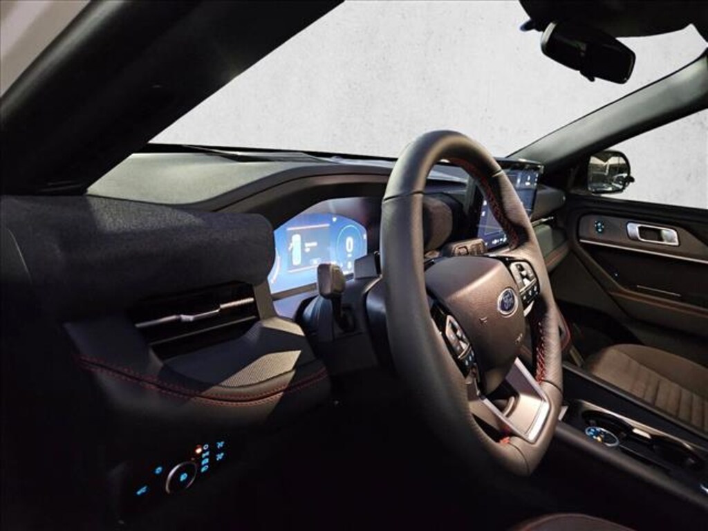 New 2025 Ford Explorer ST-Line SUV