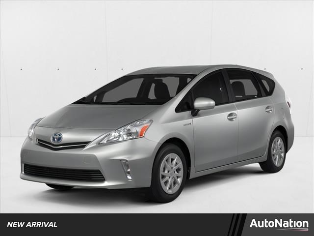 2014 Toyota Prius v Five's photo