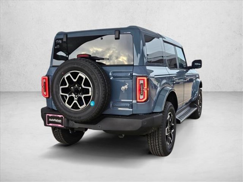 New 2025 Ford Bronco Outer Banks SUV