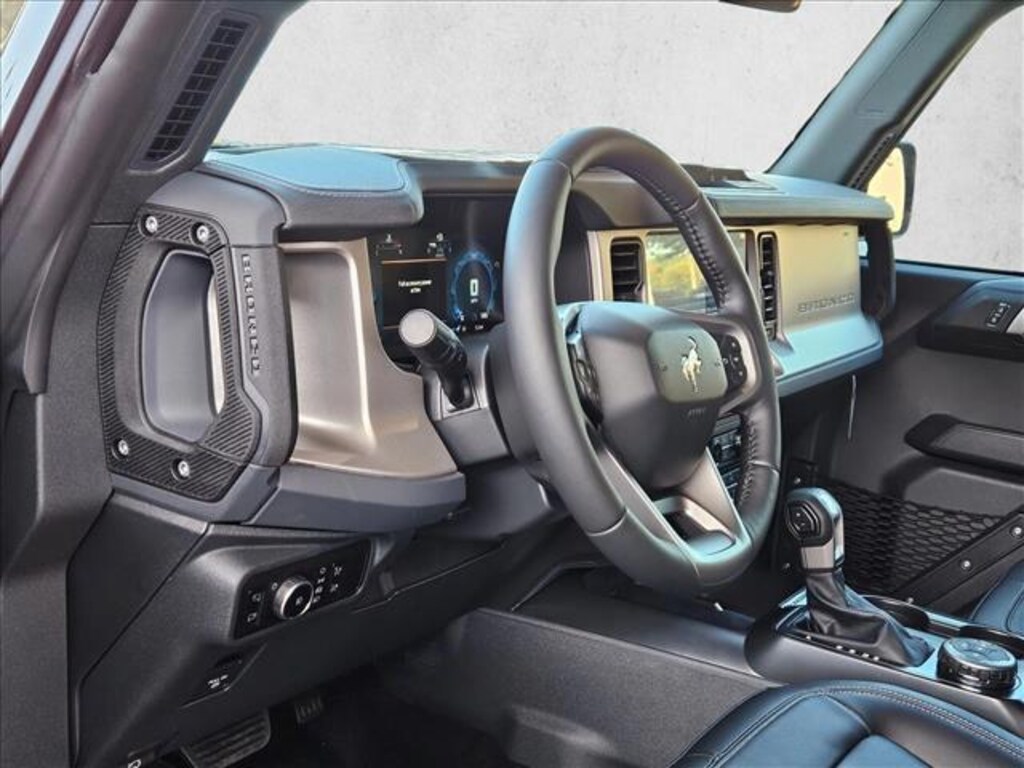 New 2025 Ford Bronco Outer Banks SUV