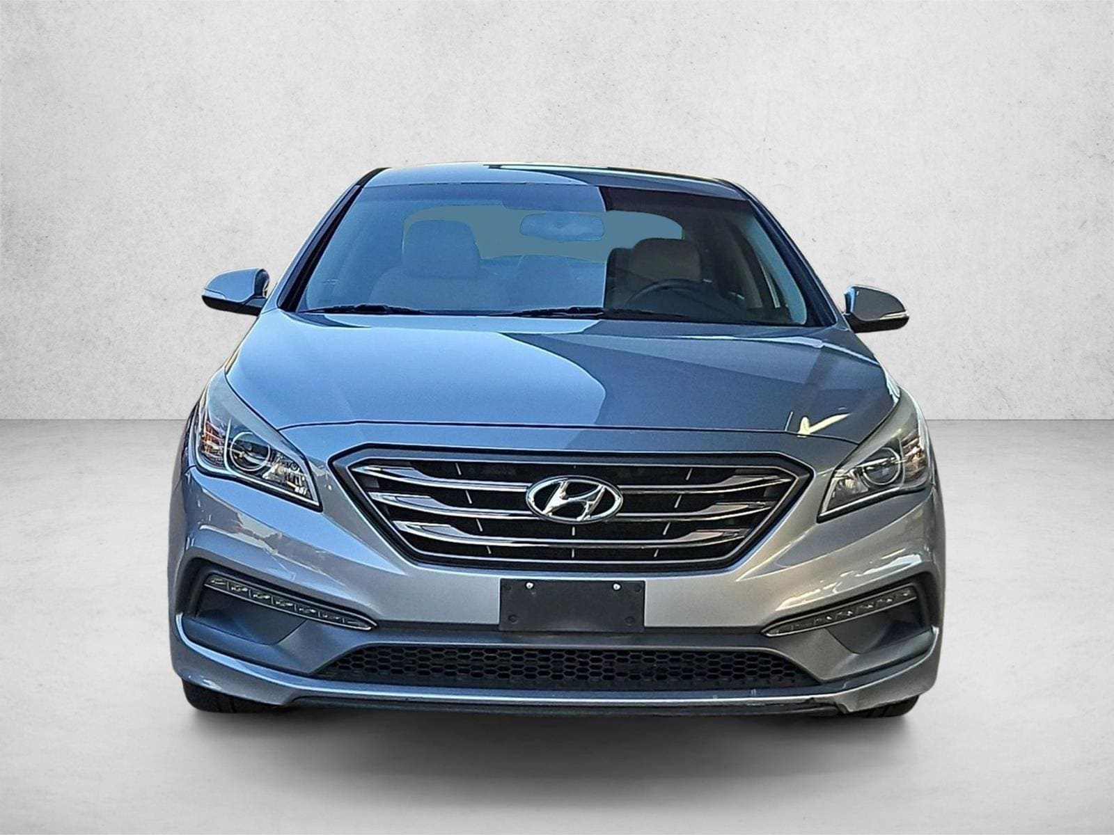 Used 2015 Hyundai Sonata Sport with VIN 5NPE34AF1FH133501 for sale in Fort Worth, TX
