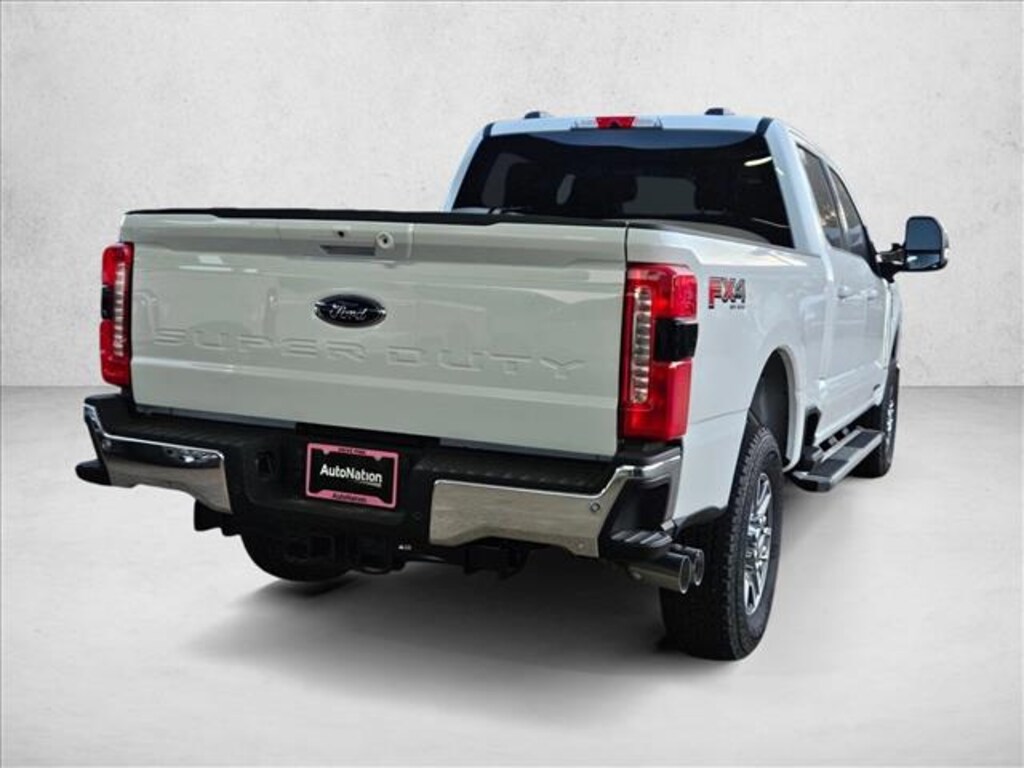 New 2026 Ford F-250 LARIAT Truck Crew Cab