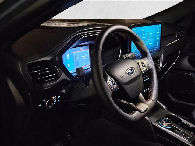 2026 Ford Escape ST-Line photo 3