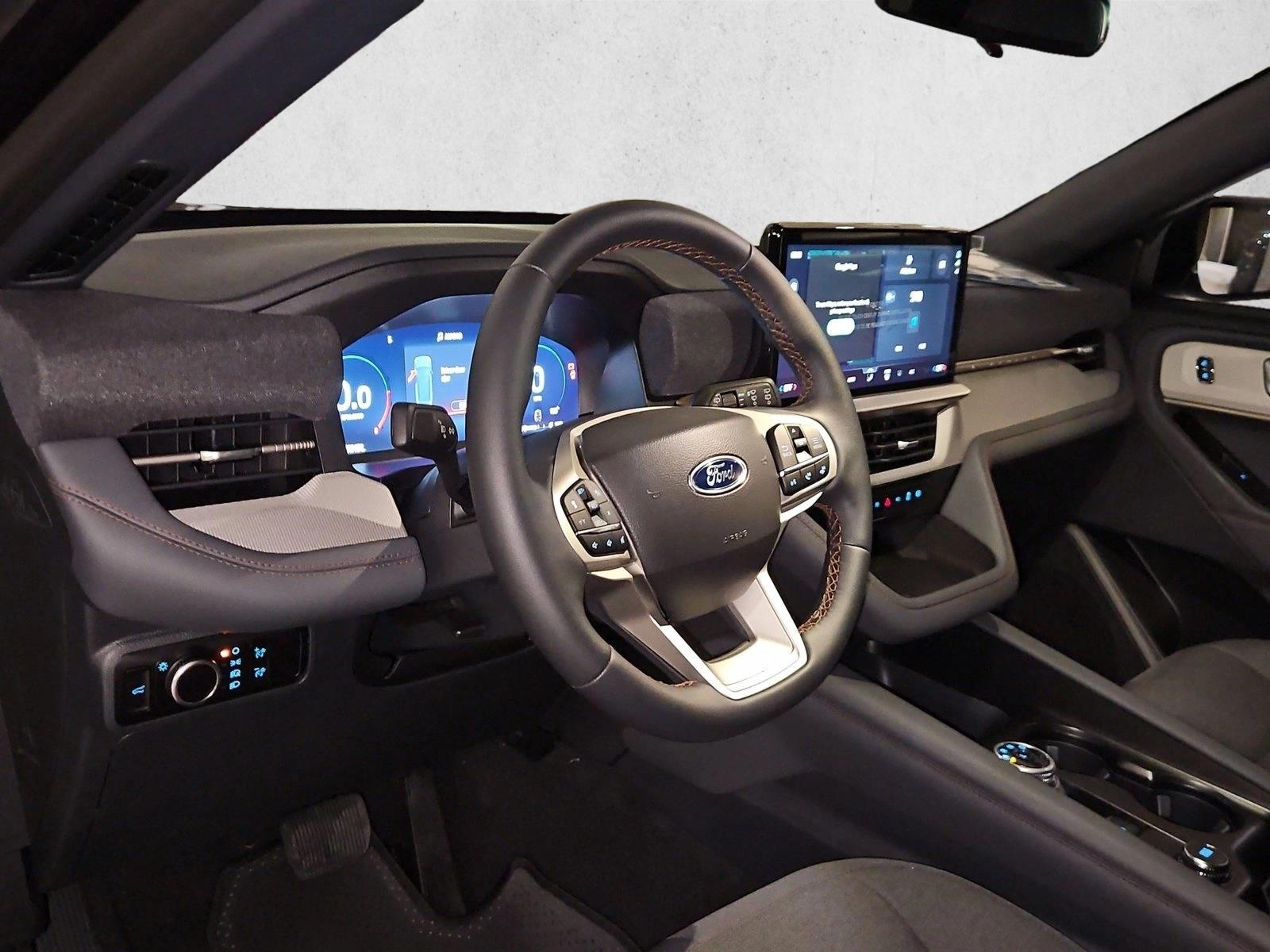 New 2027 Ford Explorer Active w/200A Pkg SUV