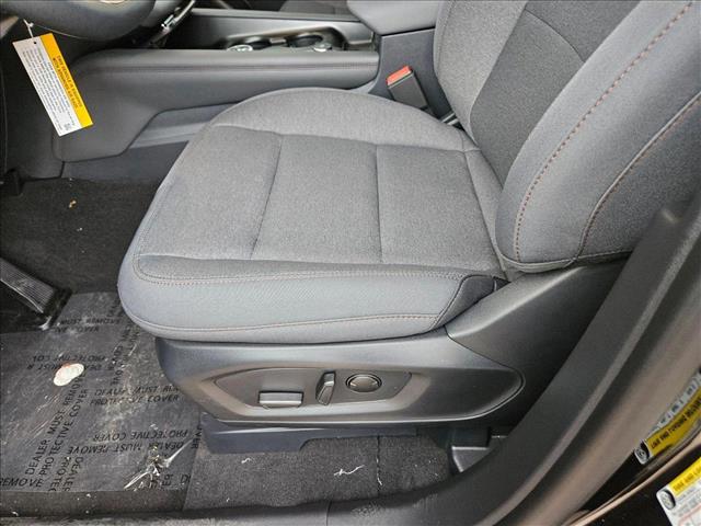 2025 Ford Explorer photo 4