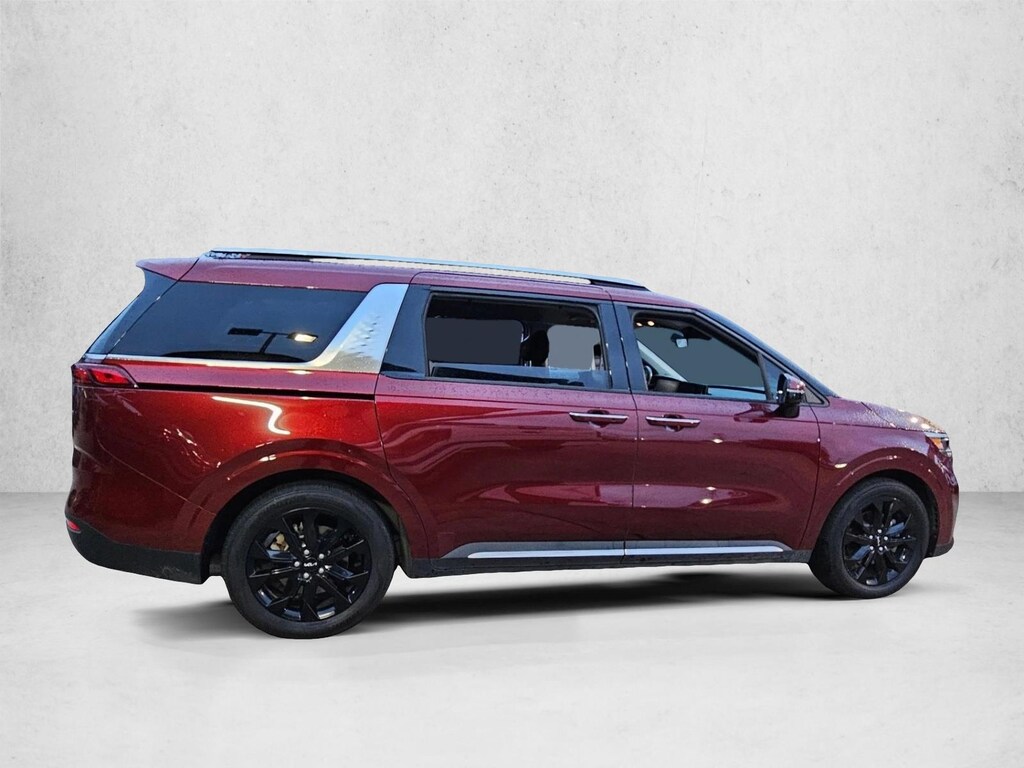 Used 2024 Kia Carnival SX MPV