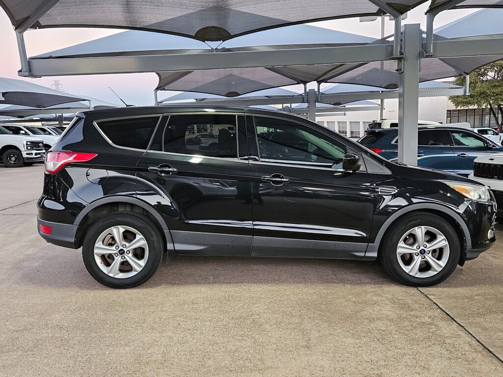Used 2015 Ford Escape SE SUV