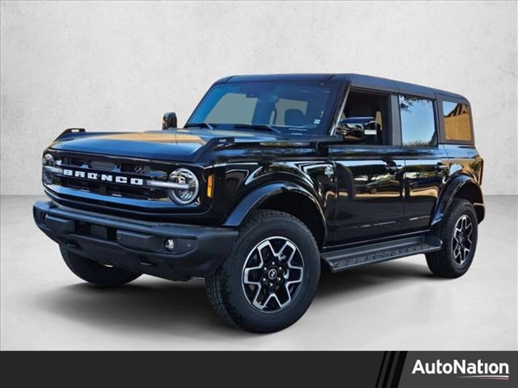 New 2025 Ford Bronco Outer Banks SUV