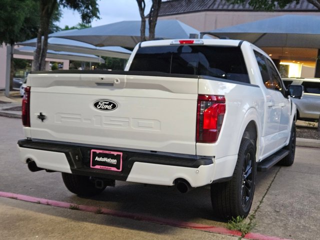 2025 Ford F-150 XLT photo 2