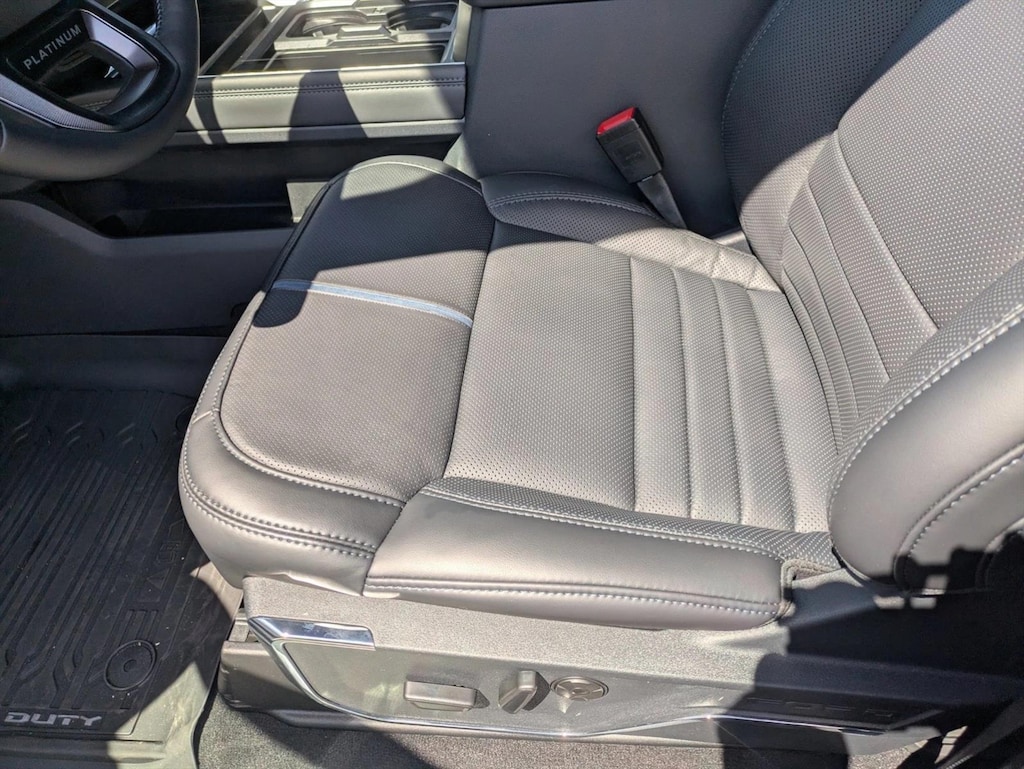 New 2026 Ford F-350 Platinum Truck Crew Cab
