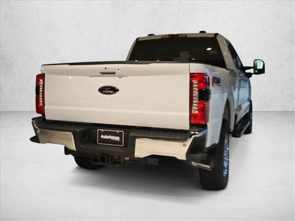 New 2026 Ford F-250 LARIAT Truck Crew Cab