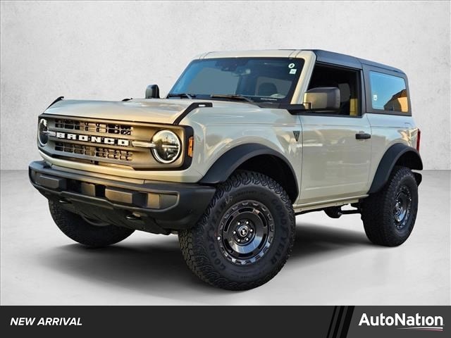 2025 Ford Bronco 2-Door Base's photo