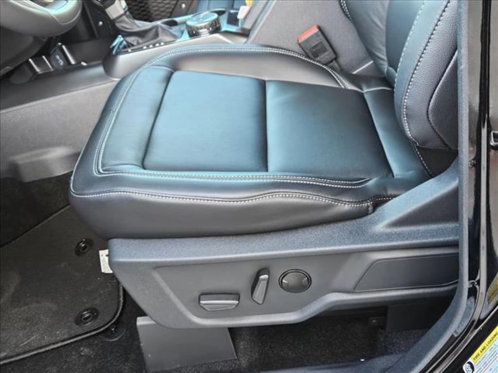 New 2025 Ford Bronco Outer Banks SUV