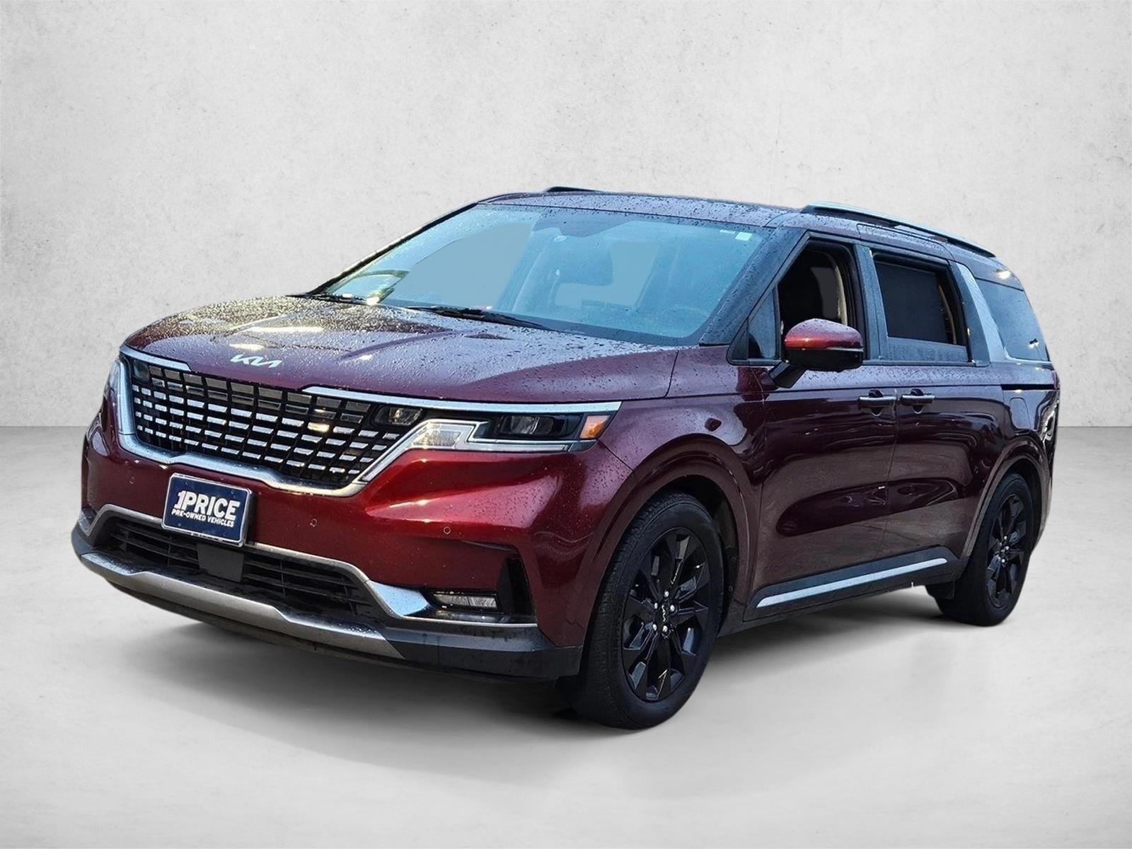 2024 Kia Carnival SX's photo