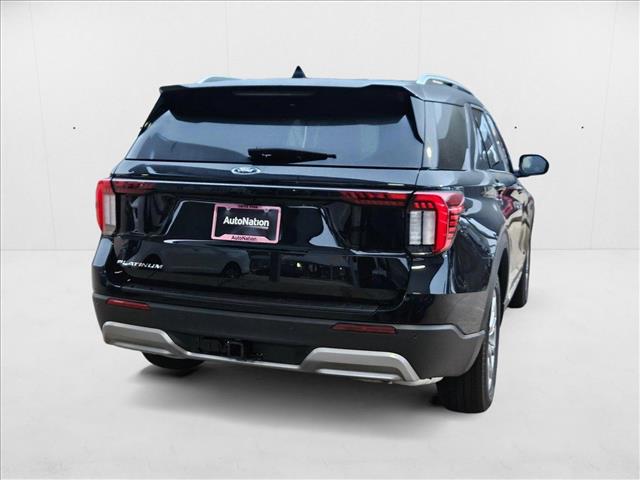 2025 Ford Explorer Platinum photo 2