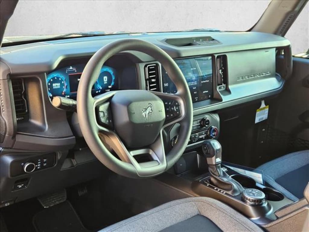 New 2025 Ford Bronco Base SUV