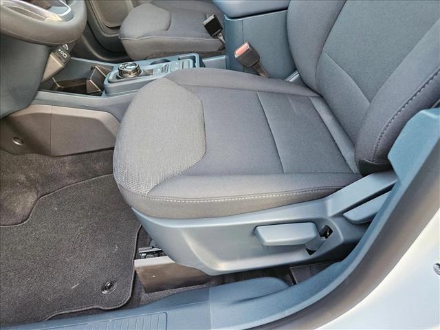 2025 Ford Maverick XL photo 3
