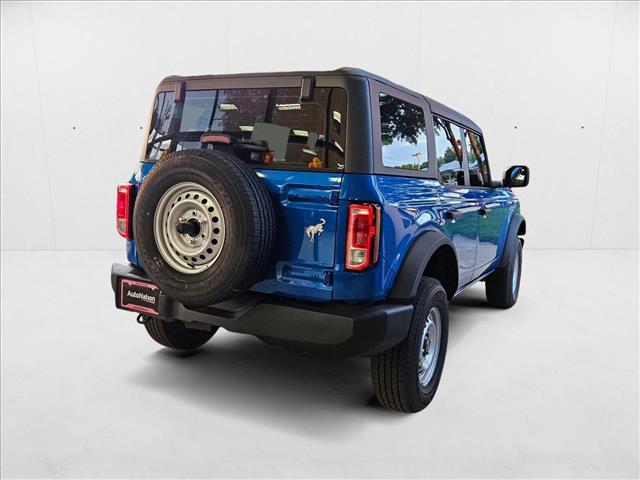 2025 Ford Bronco Base photo 2