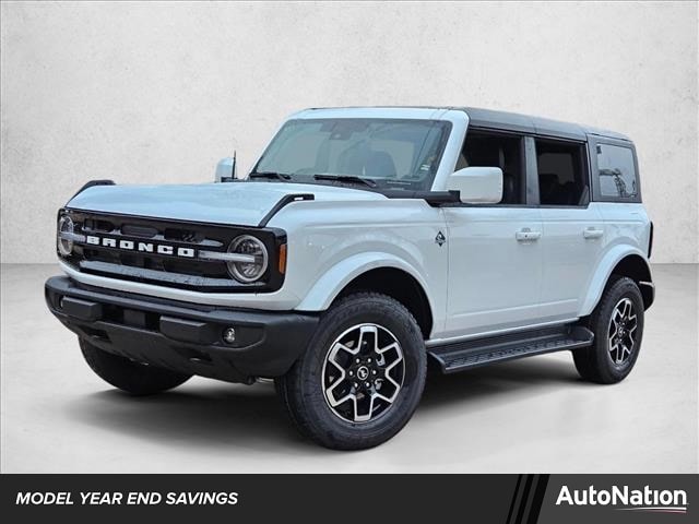 2025 Ford Bronco 4-Door Outer Banks's photo