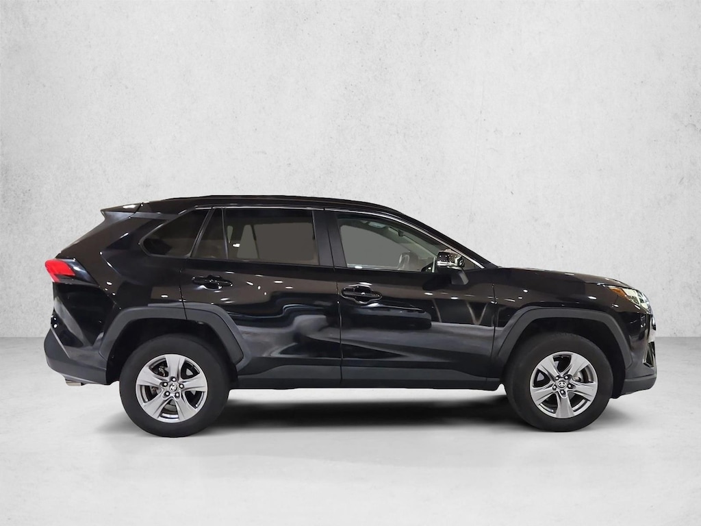 Used 2025 Toyota RAV4 XLE SUV