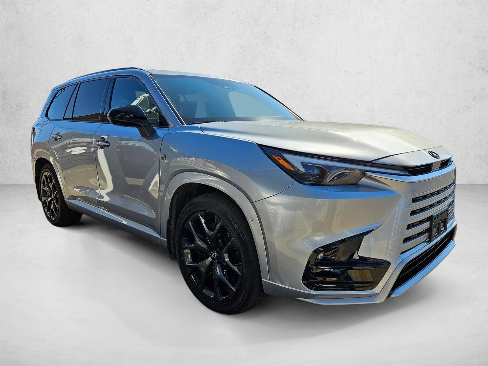 2025 Lexus TX 500h F SPORT Luxury photo 3