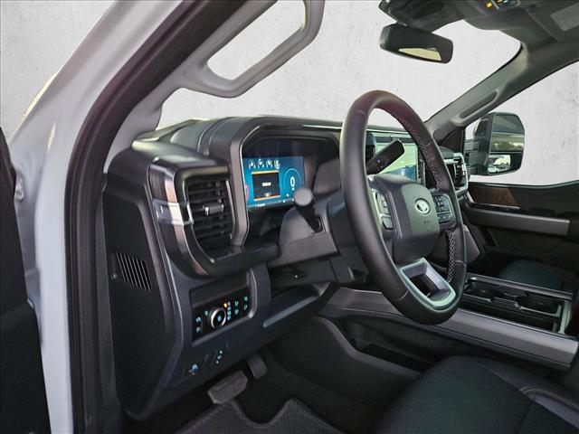 2026 Ford F-250 Lariat photo 3