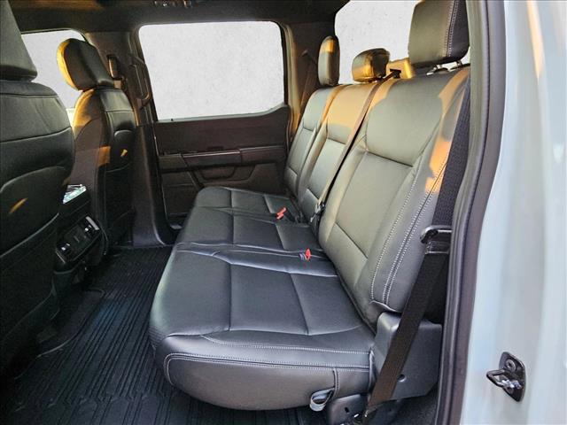 2025 Ford F-150 STX - Photo 11