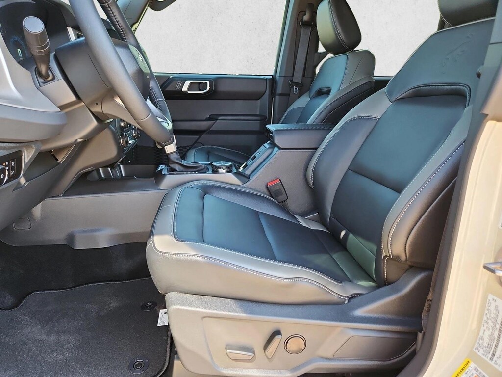 New 2026 Ford Bronco Outer Banks SUV