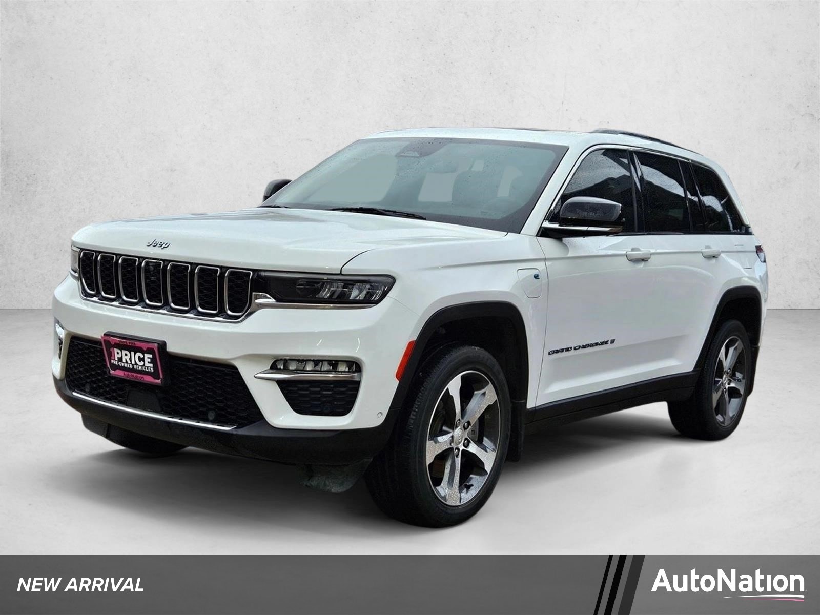 2022 Jeep Grand Cherokee 4xe 4x4's photo